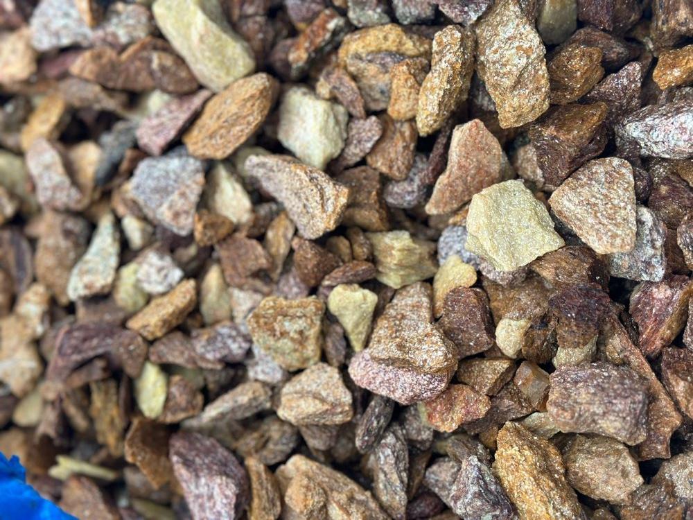 Златолит персиковый декоративная каменная крошка купить в Ревде