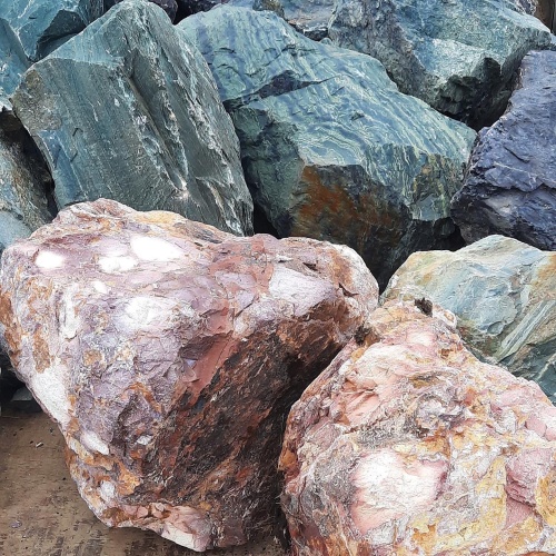 Ландшафтные глыбы красно-фиолетовые 200-1000 килограмм купить в Ревде