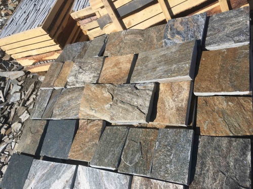 Плитка пилёная златолит Уральский для цоколя, отмостки купить в Ревде