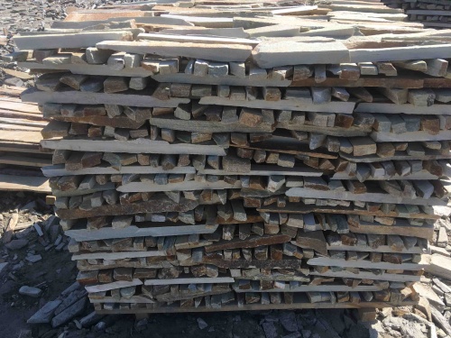 Горбушка златолит золотистый для облицовки купить в Ревде