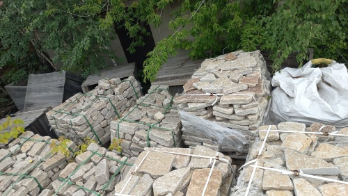 Гранитный плитняк галтованный для парковки купить в Ревде