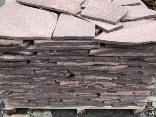 Плитняк лемезит бордовый для облицовки цоколя 20-25 мм  купить в Ревде